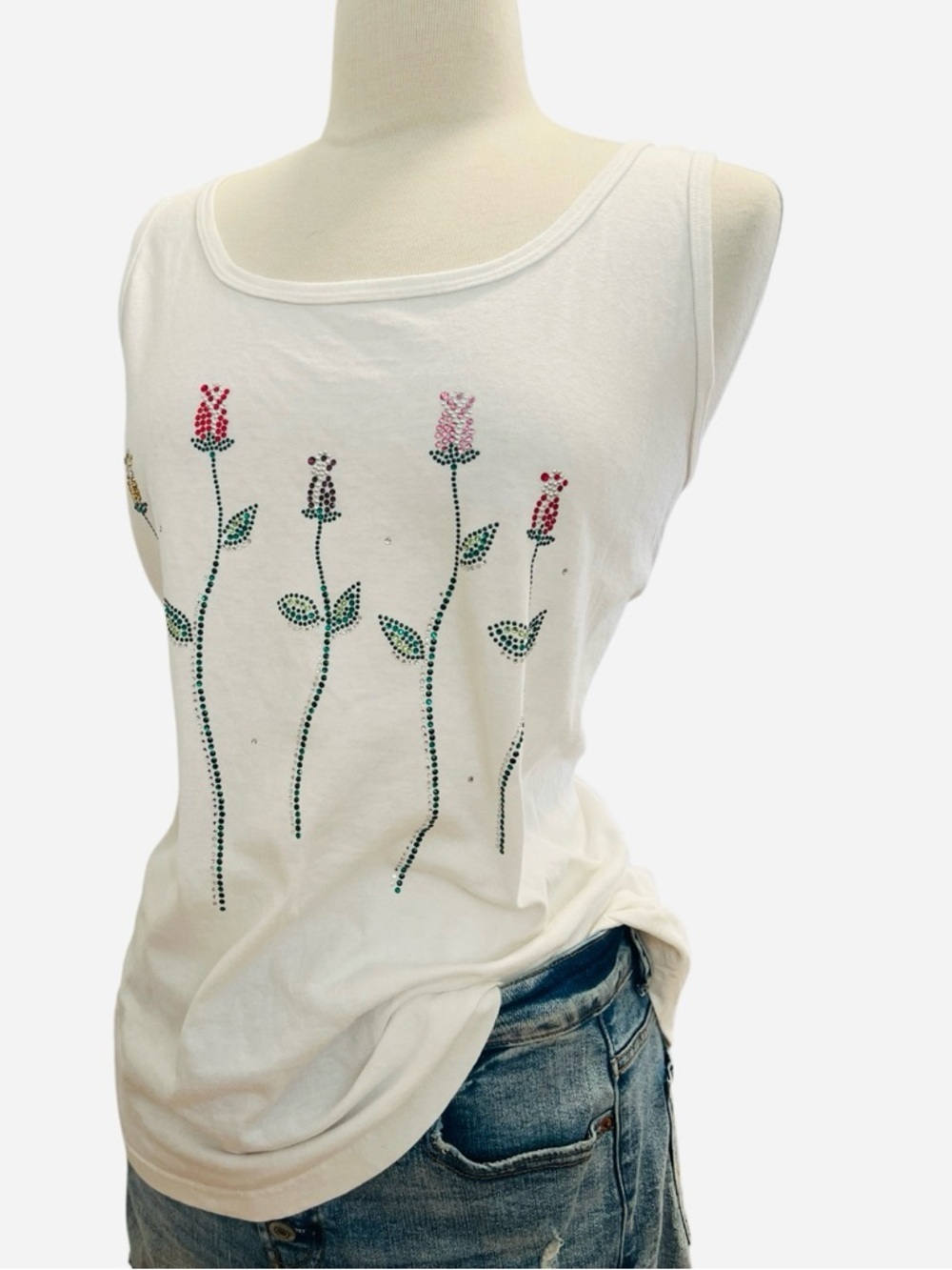CHRISTINE ALEXANDER 1990’s - White Tank Top with Multicolor Rhinestone Flowers